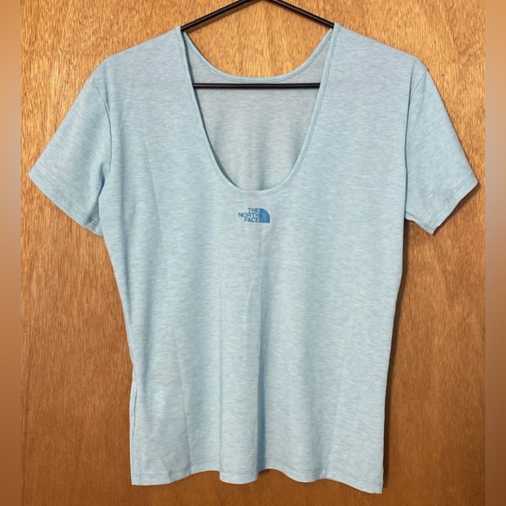 NWT The North Face Scoop-Back Ribbed T-shirt